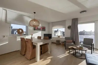 Image de Een Fantastisch Appartement dat Zich Vlak aan zee Bevindt