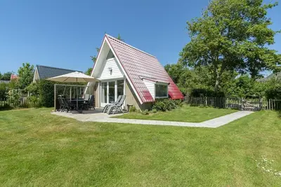 Image de Vrijstaand Vakantiehuis op het Sandepark, op Loop en Fietsafstand van Duin en Strand van Groote Keeten