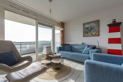 Image de Prachtig Vakantieappartement met Balkon, Direct Tegenover de Strandopgang van Callantsoog Gelegen