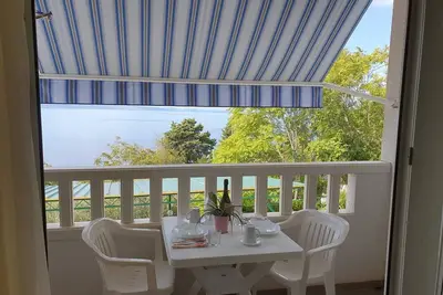 Image de One bedroom apartment with sea view and balcony