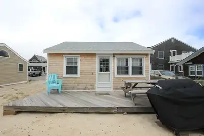 Image de Lighthouse C - East Sandwich retreat, steps to beach!