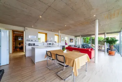Image de Villa Alvarium - Moderne Architektur mit Großen Räumen und Designer Ausstattung