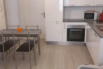 Image de Appartement T2 de 40m2, rénové au cœur de la ville médiévale des Arcs surArgens