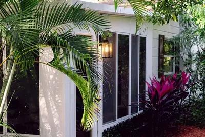 Image de Mango Tree Cottage on a bike trail