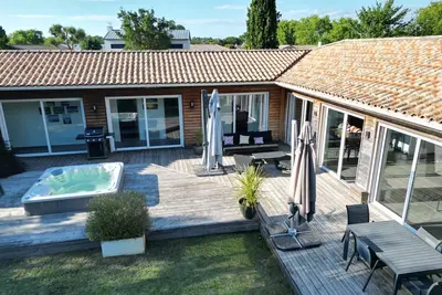 Image de Belle maison  bois proche des plages et du golf