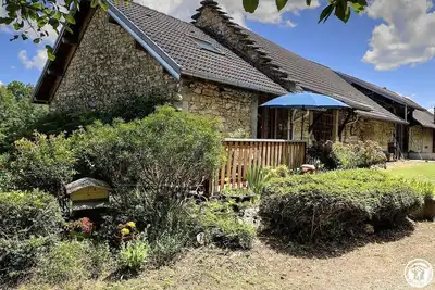 Image de L'Ecureuil du Bugey - Andert-Et-Condon
