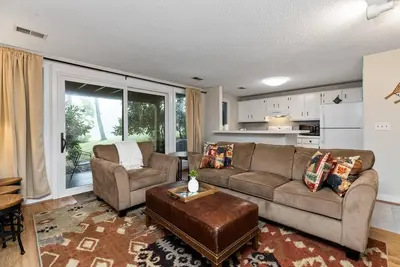 Image de Eagles Court 19 with Wintergreen Advantage