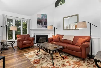 Image de Laurelwood 25 with Wintergreen Advantage