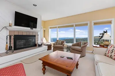 Image de Overlook 43 with Wintergreen Advantage