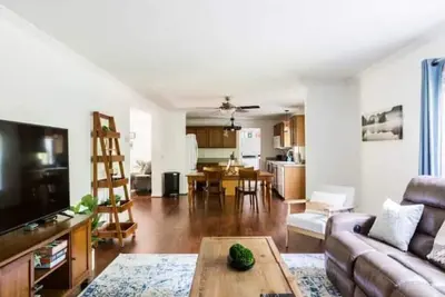 Image de Jordan Dam Road Ranch House