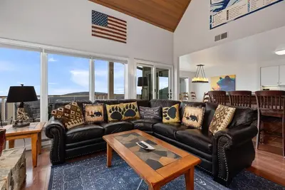 Image de Overlook 48 with Wintergreen Advantage