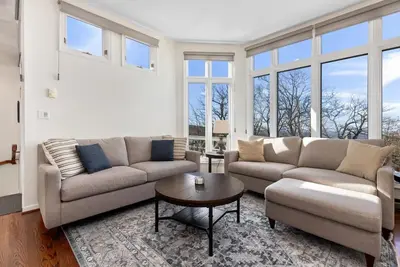 Image de Shenandoah Ridge 16 with Wintergreen Advantage