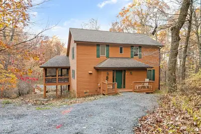 Image de Timber Camp Hideaway with Wintergreen Advantage