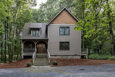 Image de The 19th Hole with Wintergreen Advantage