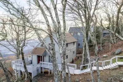 Image de Above The Clouds with Wintergreen Advantage