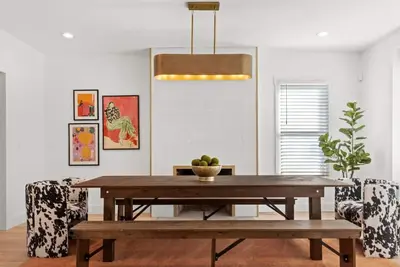 Image de Sleeps 16 - Trendy Area - 10 Mins to Downtown