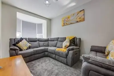Image de Bright & Spacious 4 Bed - Near Crookes High Street