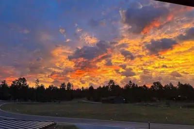 Image de Brand New! Lakeview Studio