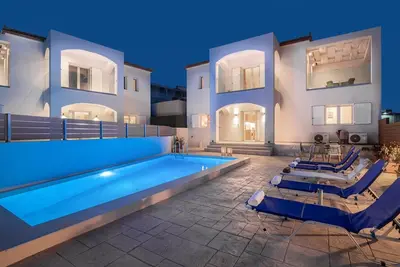 Image de Splendid Zakynthos Villa | 2 Bedrooms | Ocean Pool Villa | Close to Amenities | Walking Distance to Beach