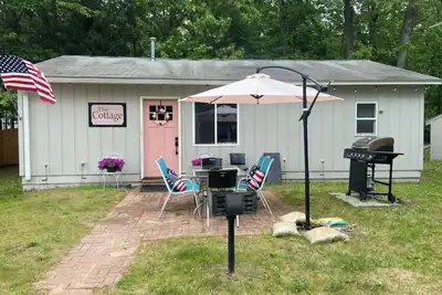 Image de Lakefront & Private Beach