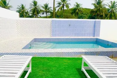 Image de Oliver Cottage 5-Star - Cape Coast Castle, Kakum National Park, Elmina Castle. .