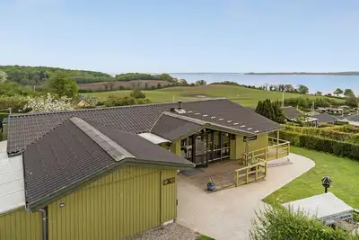 Image de Magnifique maison à Aabenraa avec WiFi