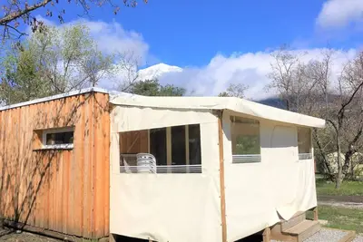 Image de Ecolodge Confort Insolite Premium avec sanitaires 4 personnes