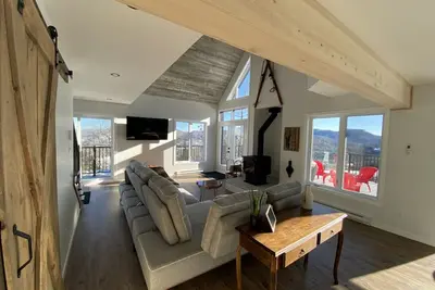 Image de Le Haut du Sommet avec spaa 2 minute des pistes de Val Saint-Côme