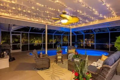 Image de ⚓Twin Palms! Private Pool/Spa, Game Room & More! ⚓