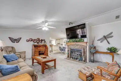 Image de 3 bed/2 bath home +office w/ futon with community boat ramp & dock to Weiss Lake