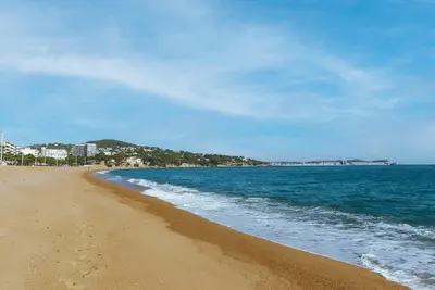 Image de Votre escapade idéale avec soleil, confort et charme à Platja d’Aro 🌴☀️