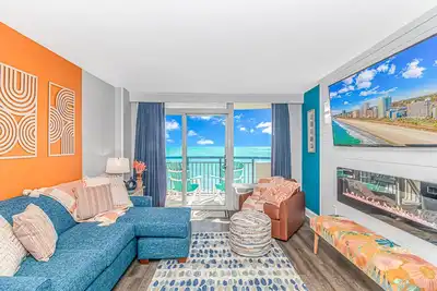 Image de Completely Renovated Oceanfront Condo - King Suite With Led Fireplace! Boardwalk 1034
