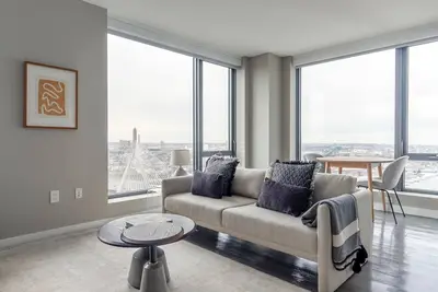 Image de Marvelous North Station 2br w/ Gym, close Shops & Dining, by Blueground