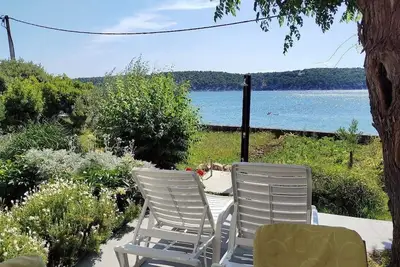 Image de Appartement de trois chambres prés de la plage Barbat, Rab (A-22360-a)