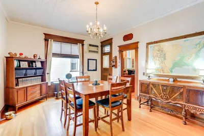 Image de Historic Tiffin Home ~ Half Mi to University!