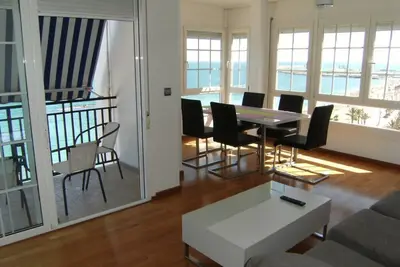 Image de Bonito Apart. Frente A La Playa Y Paseo Maritimo De Vinaros - 5 Personas