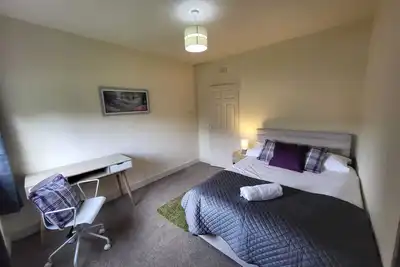 Image de Glasgow, Spacious 3 bed house with parking