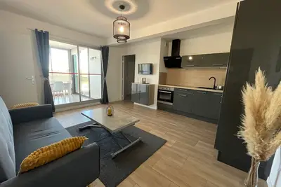 Image de Appartement T3 à Argelès-sur-Mer avec Parking et Climatisation