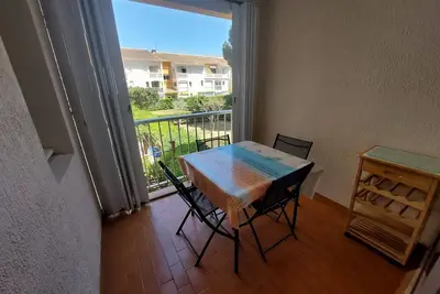 Image de Studio Cabine pour 4, Proche Plage, Commerces et Parking Privé