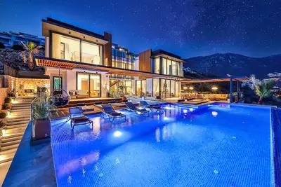 Image de Fantastic Villa for 14, Gym, Sauna, Jacuzzi, Cinema, Games  etc.