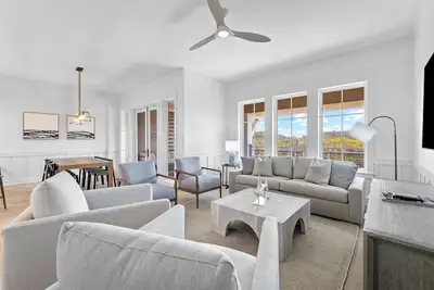 Image de Holiday Dates! Private Community! Picturesque Views from Balcony! 30a Beaches!