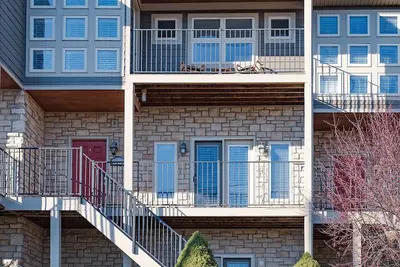 Image de Spacious townhouse with beautiful views of Downton Cincinnati.