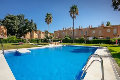 Image de New apartment 300 mts from Marbella beach - Pass the Keys