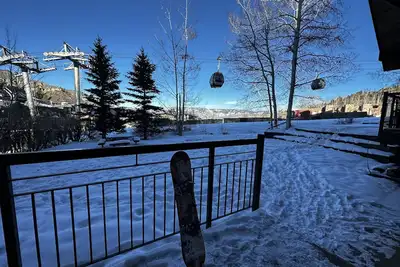 Image de Premier Ski-In, Ski-Out at Base of Snowmass Village. Pet Friendly!