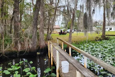 Image de Dock on Dunns Creek with Ice Machine! \nSportsman's paradise, hosted by Sportsman.