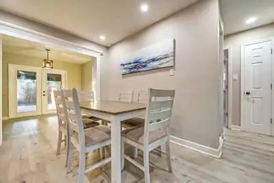 Image de Idyllic Oldsmar Vacation Rental: 1 Mi to Beach!