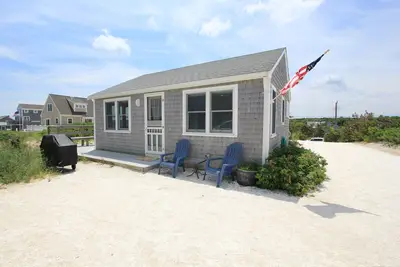 173 B N. Shore Blvd- Ocean view, updated interior, A/C, private path to beach
