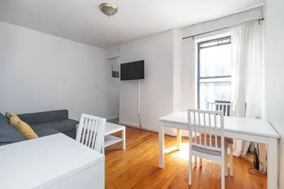 Image de Spacious Two Bedrooms Apartment on Upper East Side