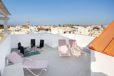 Image de Maison de vacances 'Casa Del Sol Rosa' avec vue sur la mer, Wi-Fi et climatisation