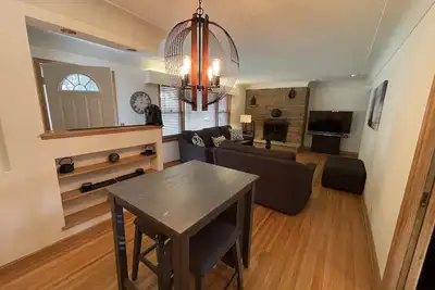 Image de Cozy Home in Victory Pkwy!